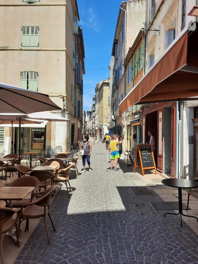 Apartamento Renovated Fully Equipped Studio For 2 To 4 Pers La Ciotat Exterior foto