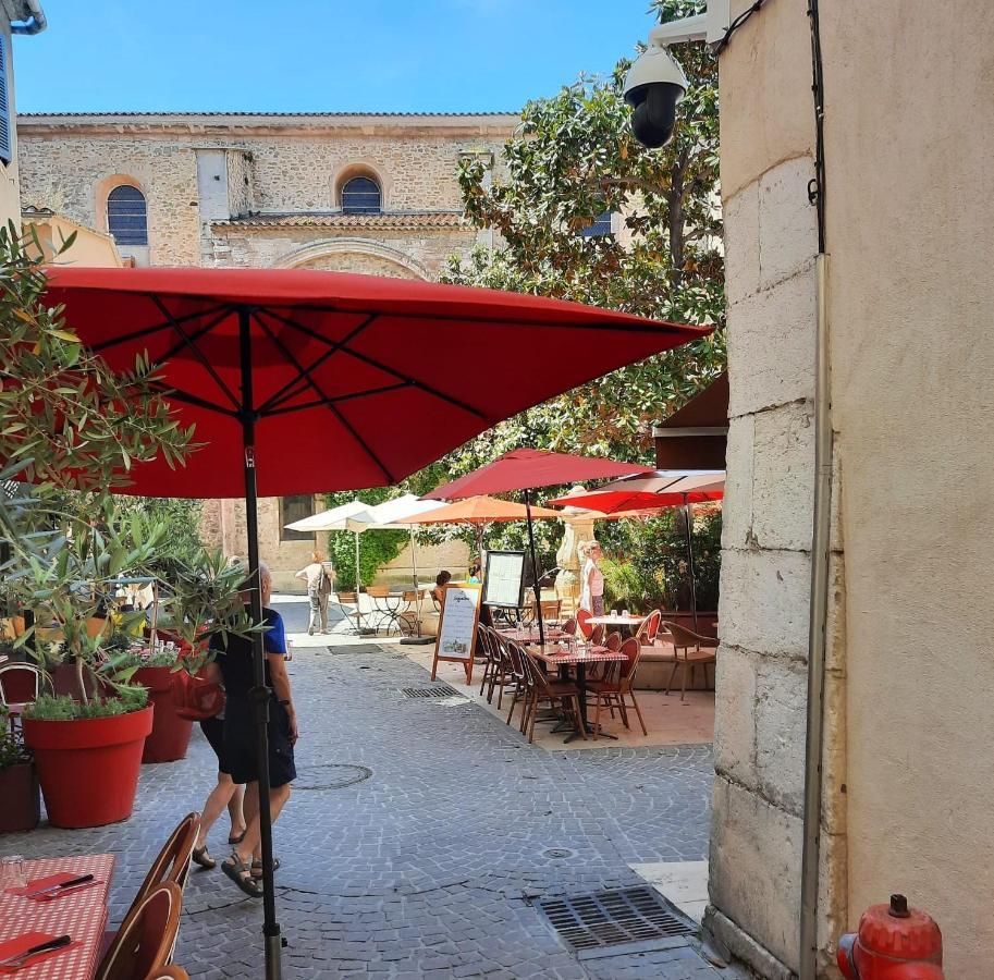 Apartamento Renovated Fully Equipped Studio For 2 To 4 Pers La Ciotat Exterior foto